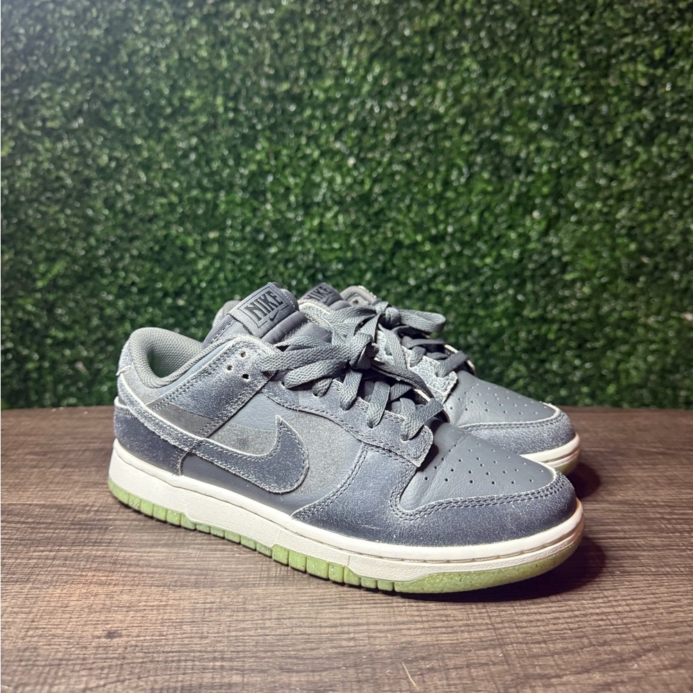 “Halloween - Cauldron” Nike Dunks, Size 7